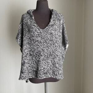 Razzle Dazzle sz M  gray hooded cape boho sweater
